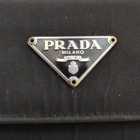 Prada Key Case Holder Nylon Leather Wallet COA and Box - Picture 4 of 14